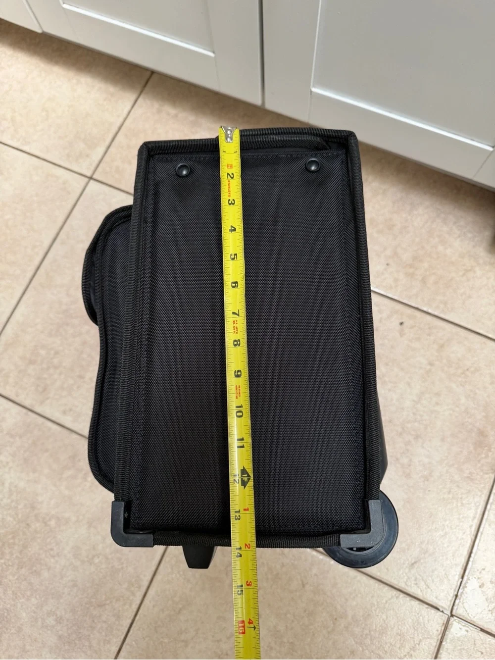 solo one latches
